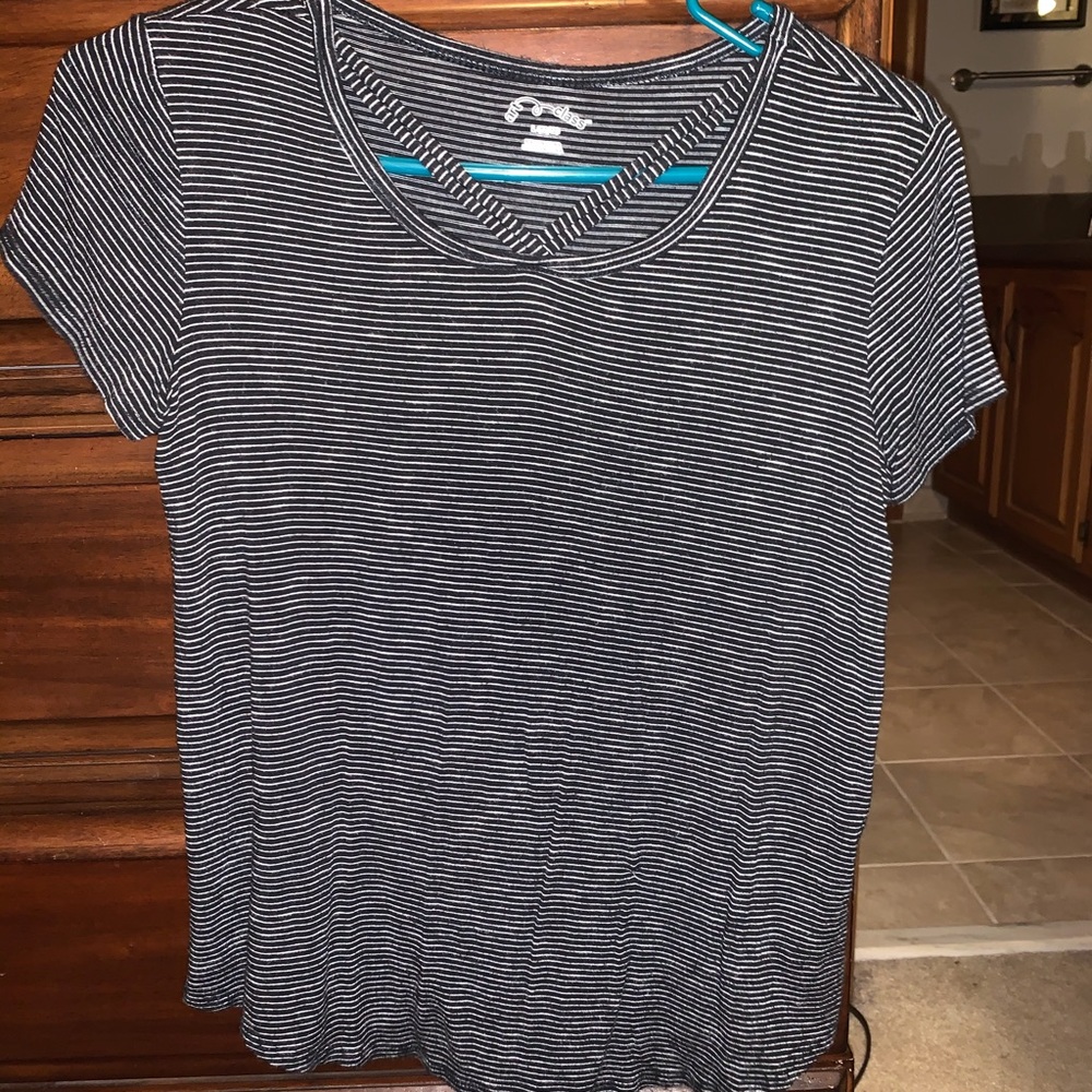 Girls top. GUC